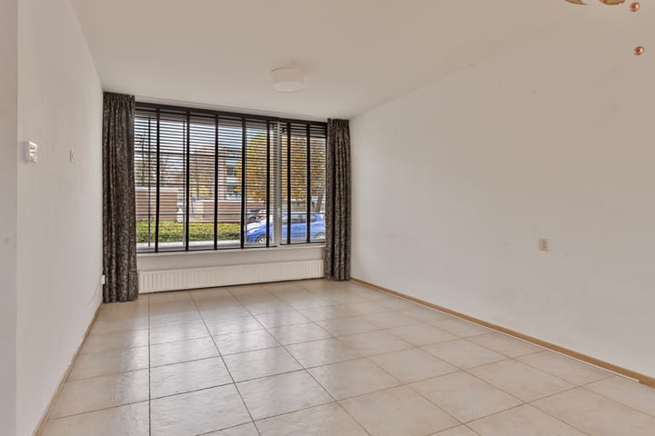 Foto 9 van Witte de Withstraat 49