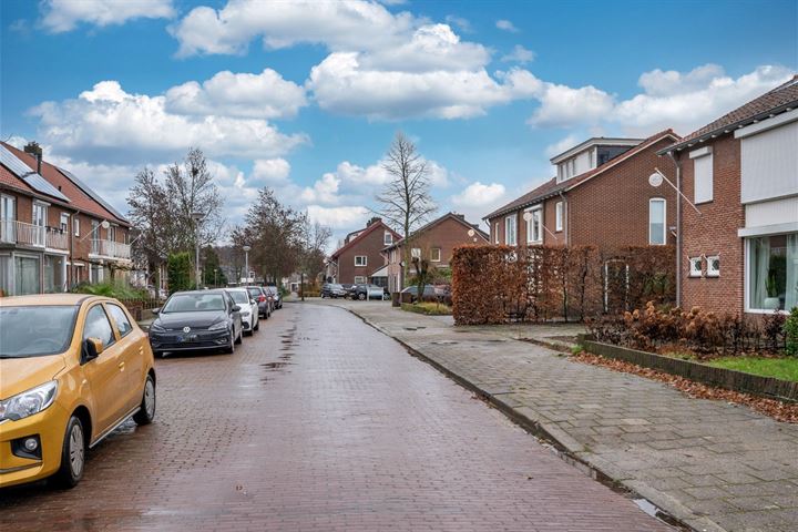 Bekijk foto 41 van Leemkampstraat 1