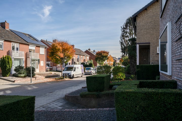 View photo 65 of Schout Offermanstraat 37