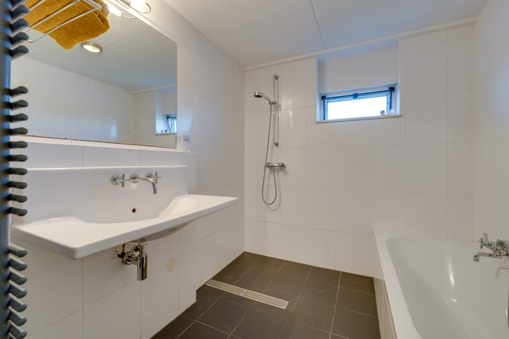 Foto 40 van Suezweg 42