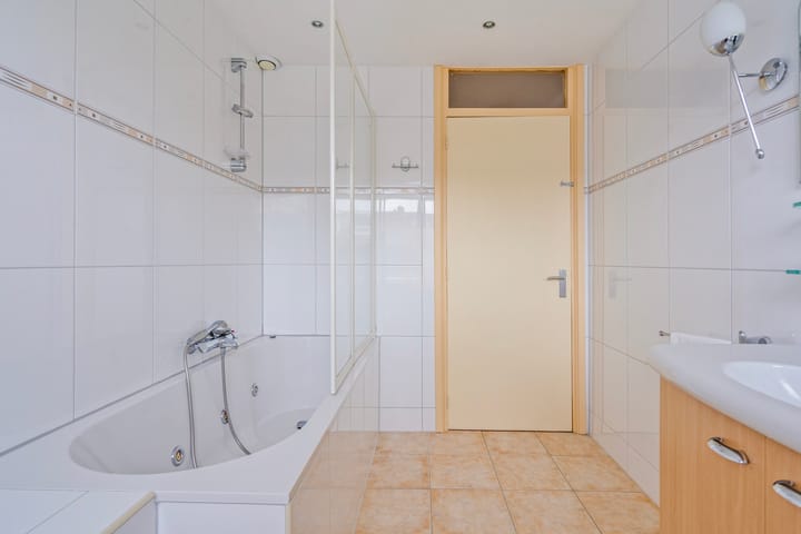 Foto 18 van Torresstraat 5