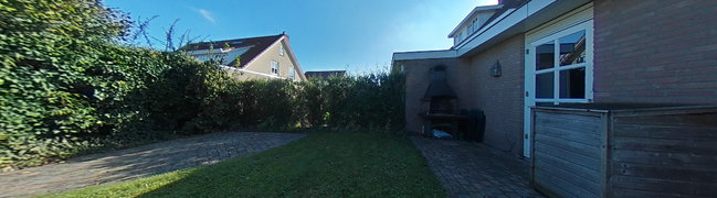 View 360° photo of Achtertuin of Duifkruid 143