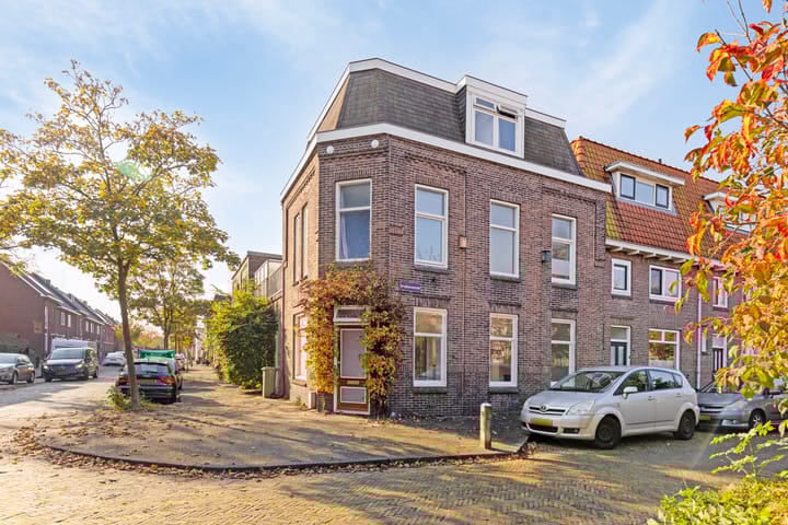 Foto 2 van Madoerastraat 32