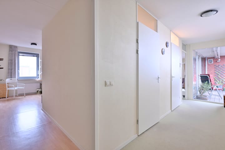 Foto 19 van Polstraat 67-F13