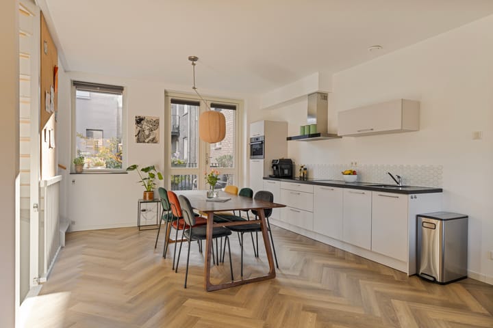 Photo 16 of Halvegas 1