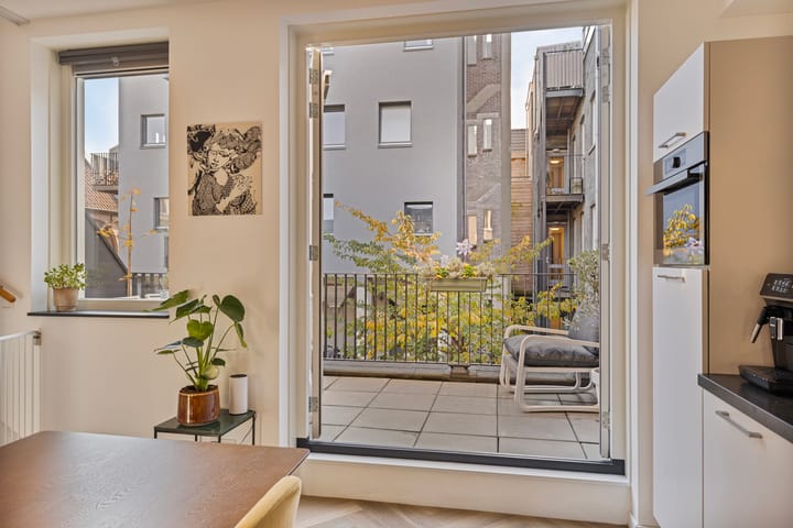 Photo 18 of Halvegas 1