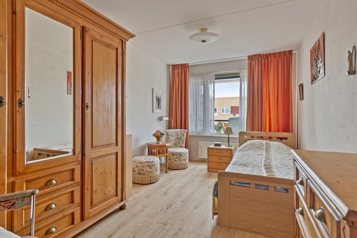 Foto 19 van van Hellemondtstraat 50