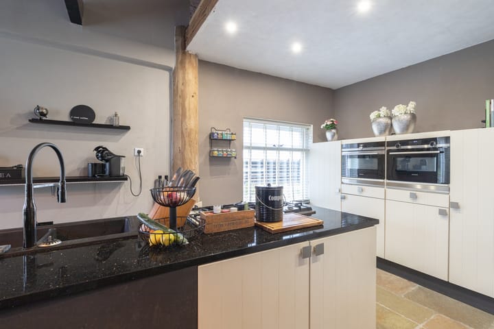 Foto 9 van Hoofdweg 24