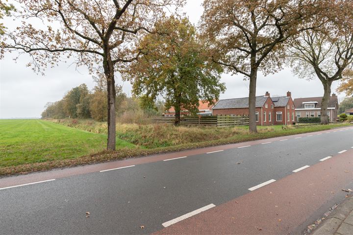 Bekijk foto 41 van Hoofdweg 24