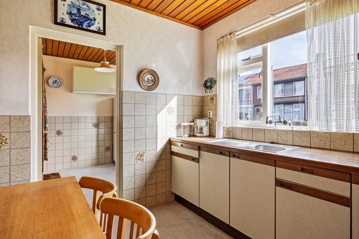 Foto 19 van Jan van Galenstraat 25