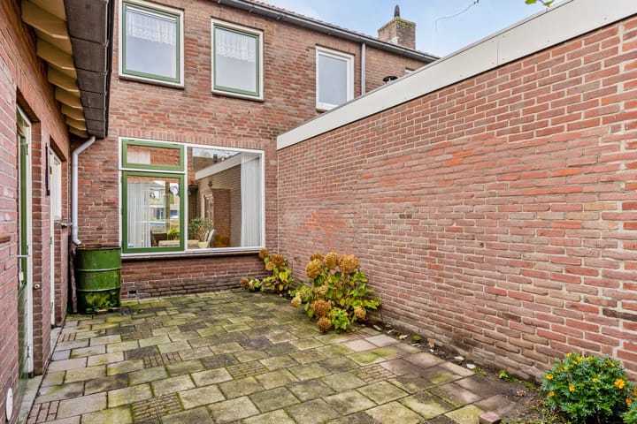 Foto 30 van Jan van Galenstraat 25