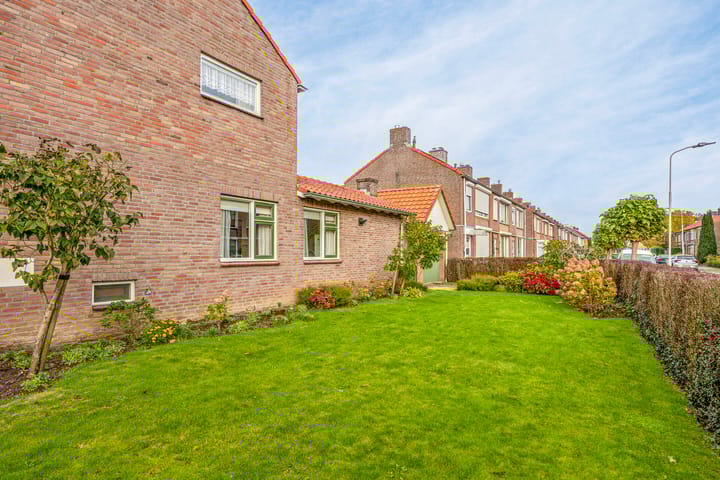 Foto 33 van Jan van Galenstraat 25