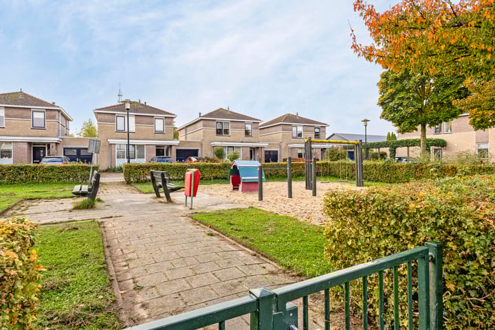 Foto 36 van Jan van Galenstraat 25