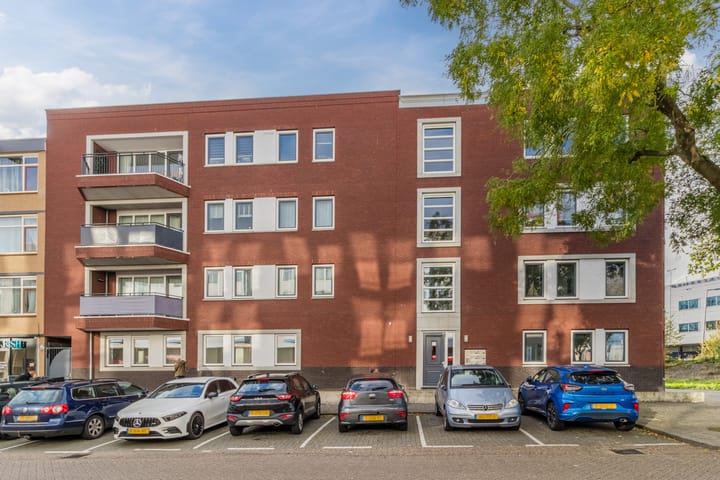 Foto 6 van Hellevoetstraat 3