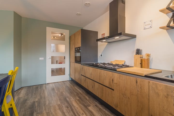 Foto 18 van Hellevoetstraat 3