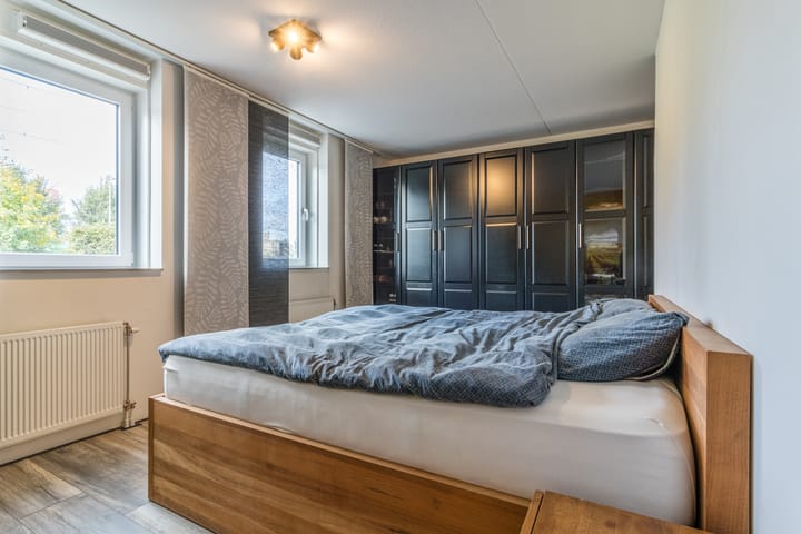 Foto 24 van Hellevoetstraat 3