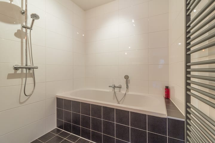 Foto 35 van Hellevoetstraat 3