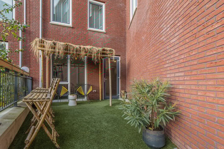 Foto 38 van Hellevoetstraat 3