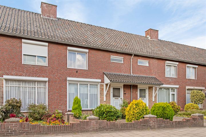 View photo of Rozenstraat 11