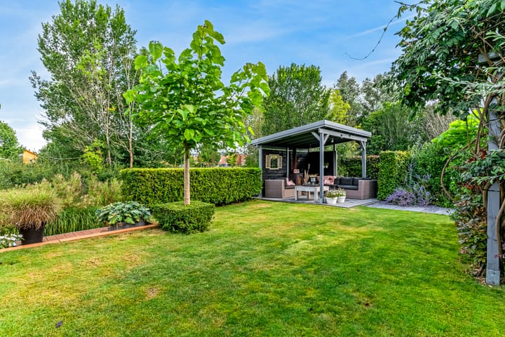 Foto 3 van John Raedeckerhof 1