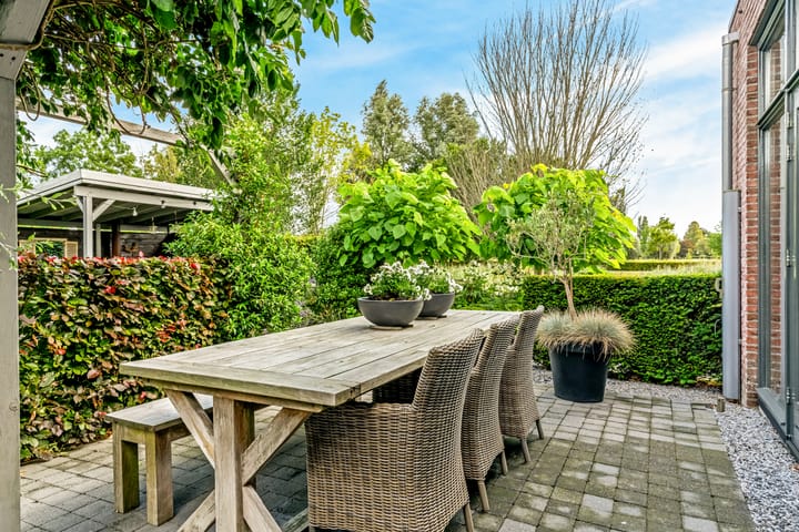 Foto 11 van John Raedeckerhof 1