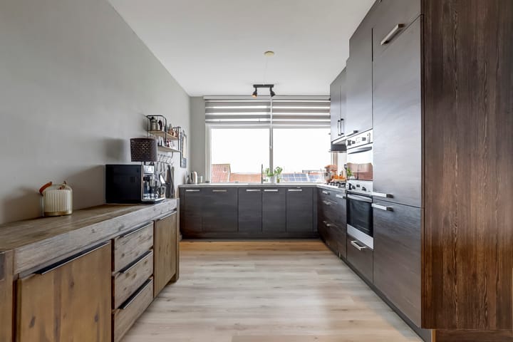 Foto 3 van Burgemeester Van Haarenlaan 1497