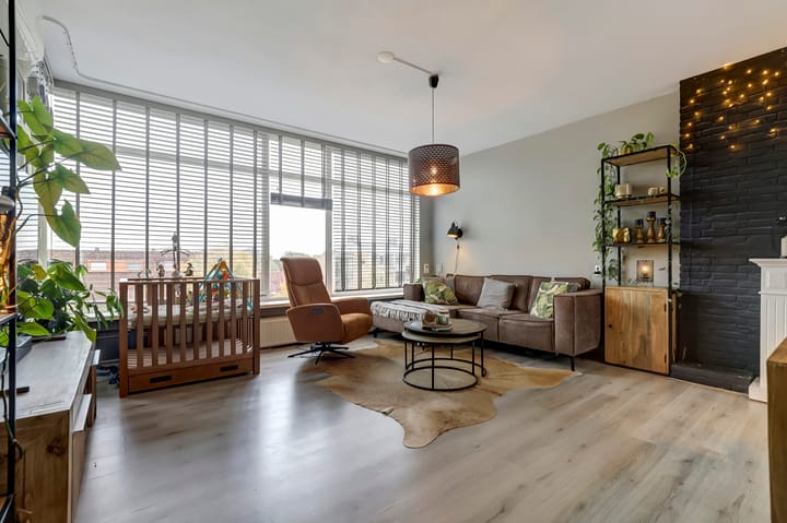 Foto 7 van Burgemeester Van Haarenlaan 1497