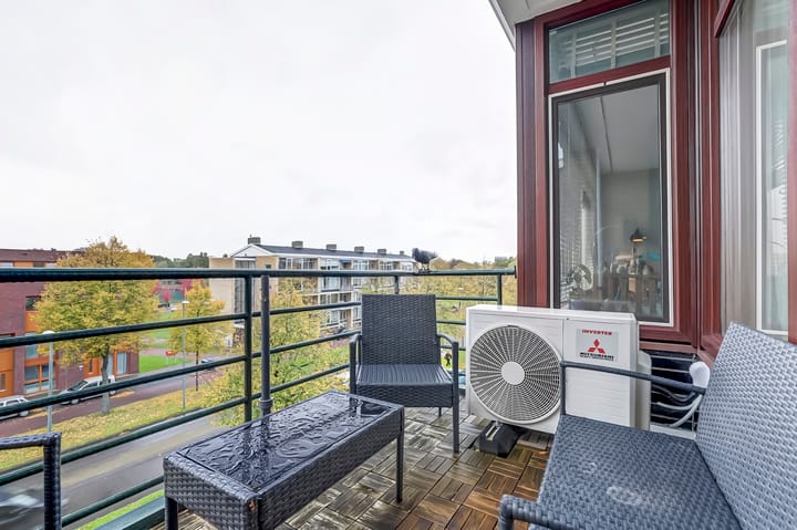 Foto 19 van Burgemeester Van Haarenlaan 1497