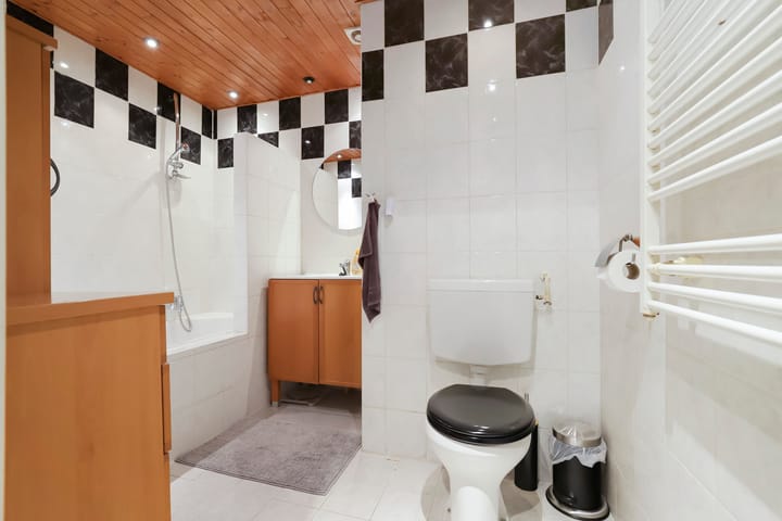 Foto 21 van Burgemeester Van Haarenlaan 1497