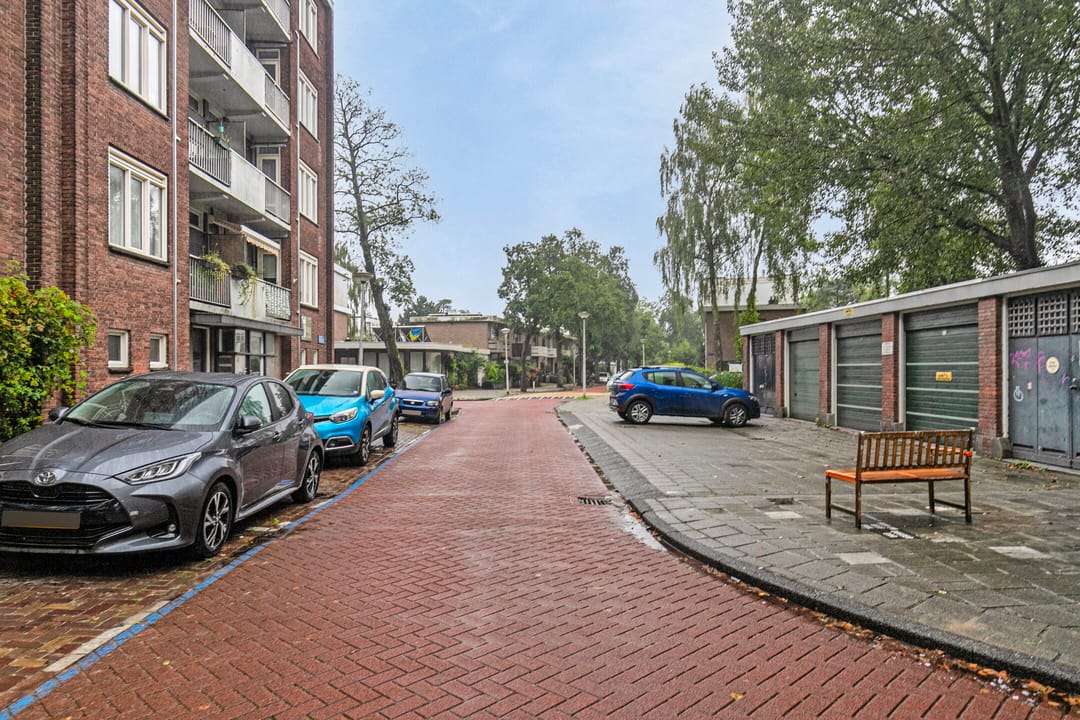 Photo 38 of Johannes Meewisstraat 42-H