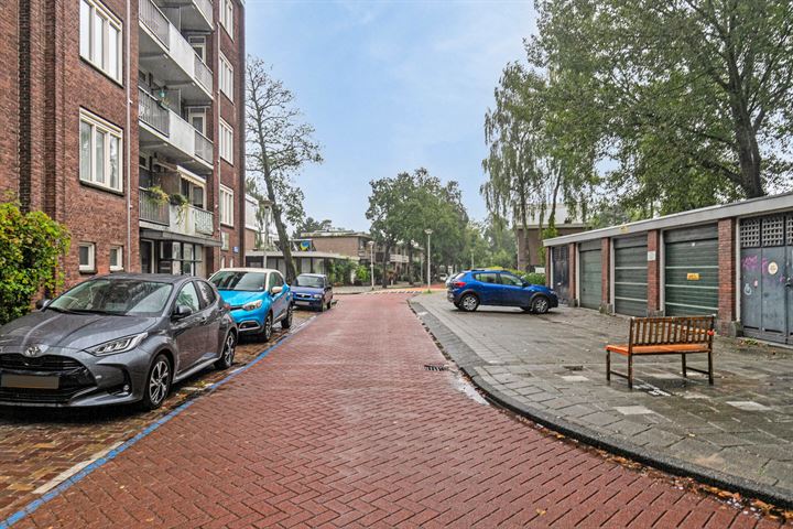 Bekijk foto 38 van Johannes Meewisstraat 42-H