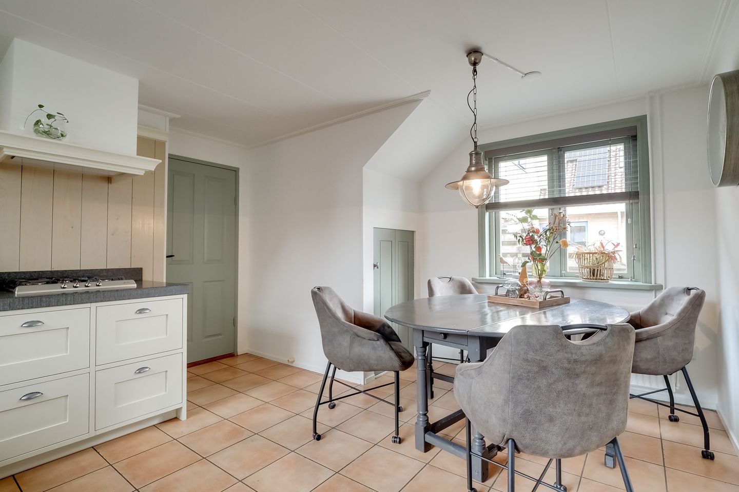 Foto 10 van Koninginneweg 57