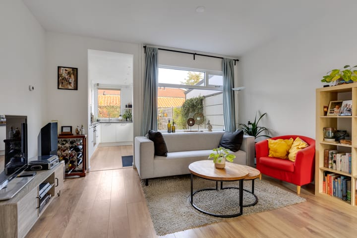 Foto 8 van M. de Klerkstraat 17