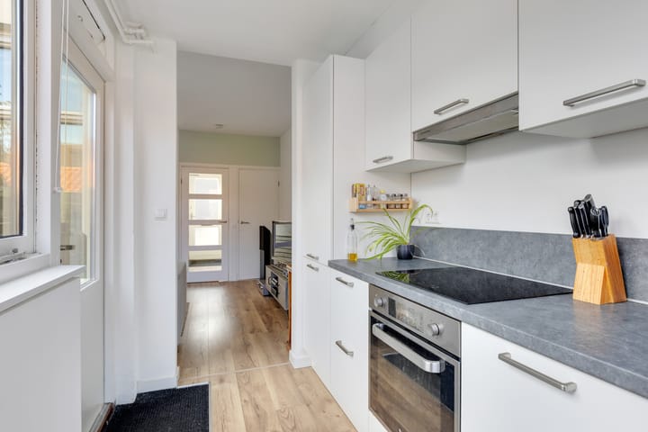 Foto 15 van M. de Klerkstraat 17