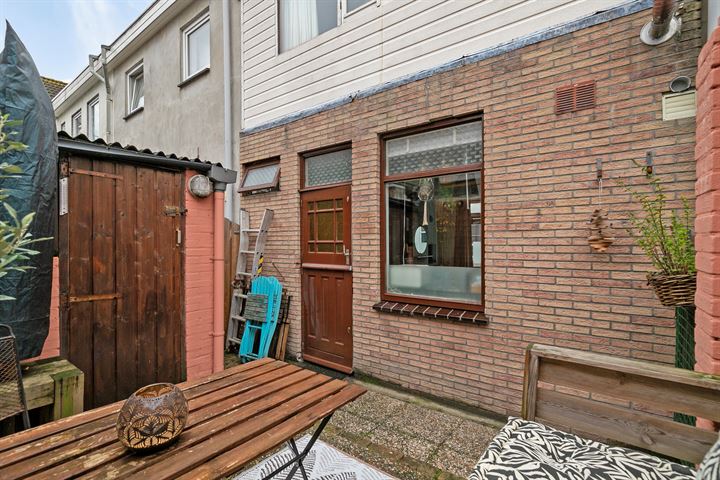 View photo 21 of Gasstraat 36