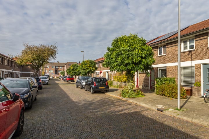 Foto 31 van M. de Klerkstraat 17