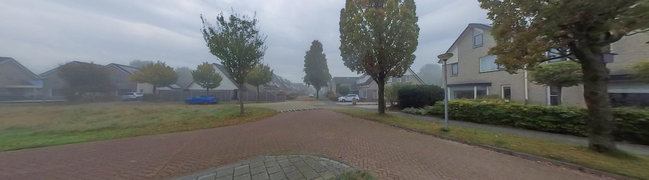 View 360° photo of Voortuin of Berg en Bos 32