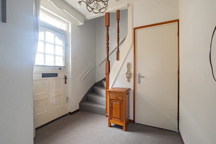 Foto 11 van Dross Roststraat 41