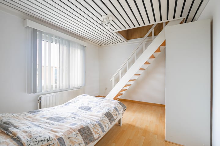 Foto 13 van Dross Roststraat 41