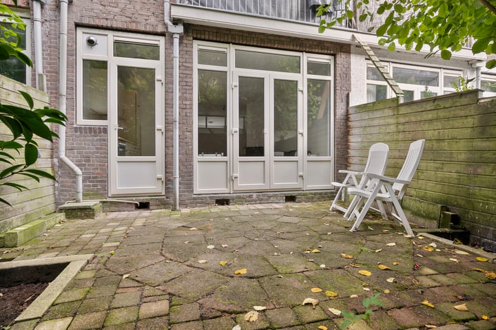 View photo 19 of Borgesiusstraat 17-B