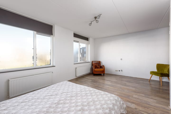 Foto 24 van Venusstraat 11