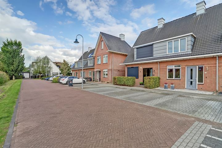 View photo 28 of Tonnenbergerhout 104