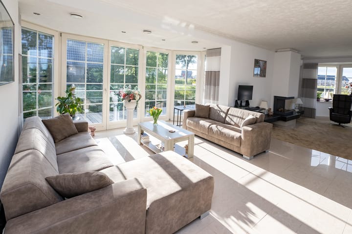 Foto 11 van Paasloostraat 2