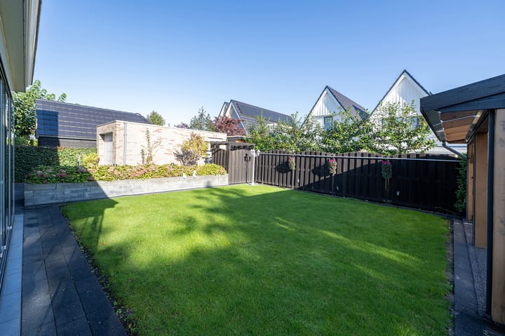 Foto 52 van Paasloostraat 2