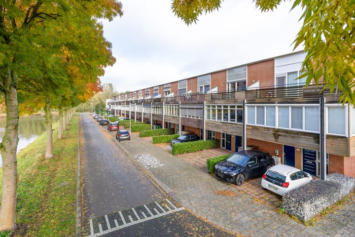 Foto 8 van Waterviolier 176