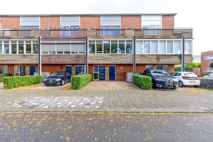 Foto 10 van Waterviolier 176