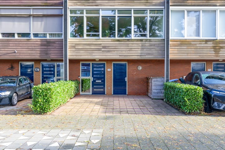 Foto 12 van Waterviolier 176