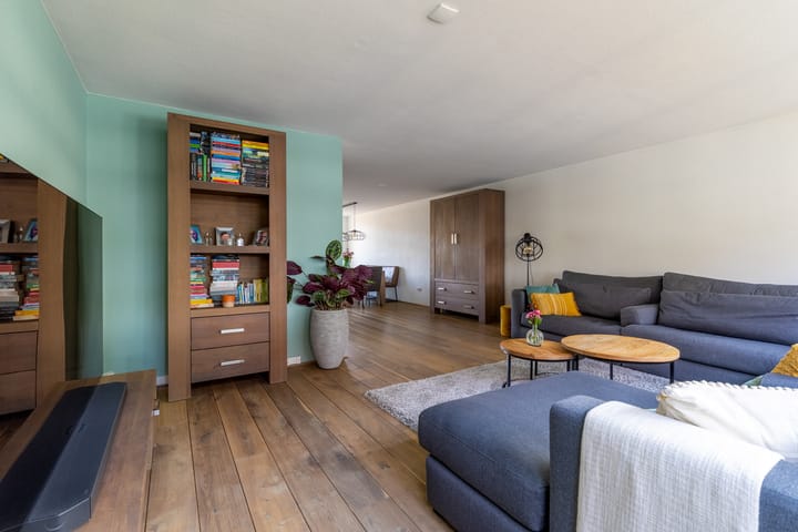 Foto 30 van Waterviolier 176