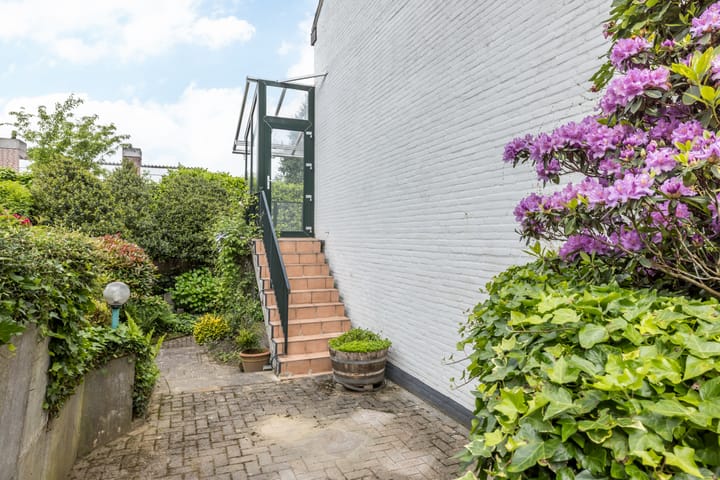 Foto 40 van K.L.M.-straat 6