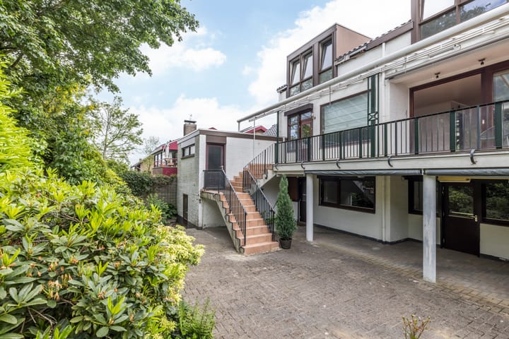 Foto 42 van K.L.M.-straat 6